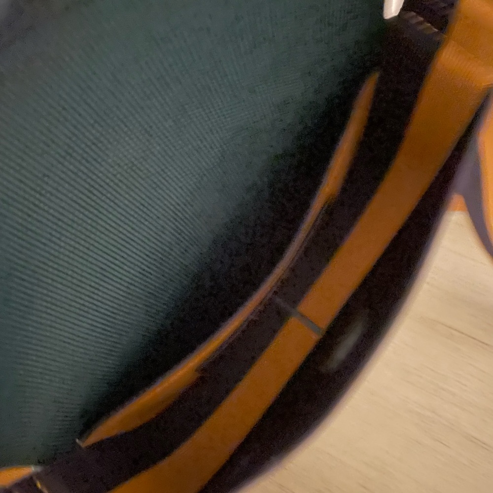RARE Rothys The Saddle Crossbody in Mallard Green, like new - Picture 2 of 6